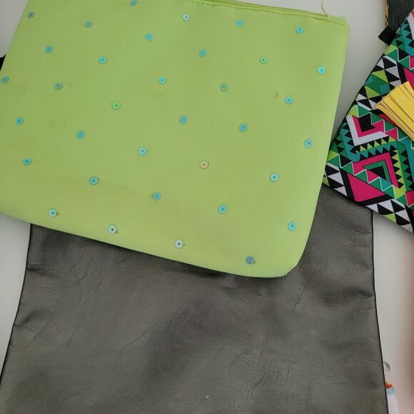 Ipsy Unbranded Cosmetic Pouches Wristlets Bags Wallets Lot Of 17 Bundle Small - Picture 6 of 7